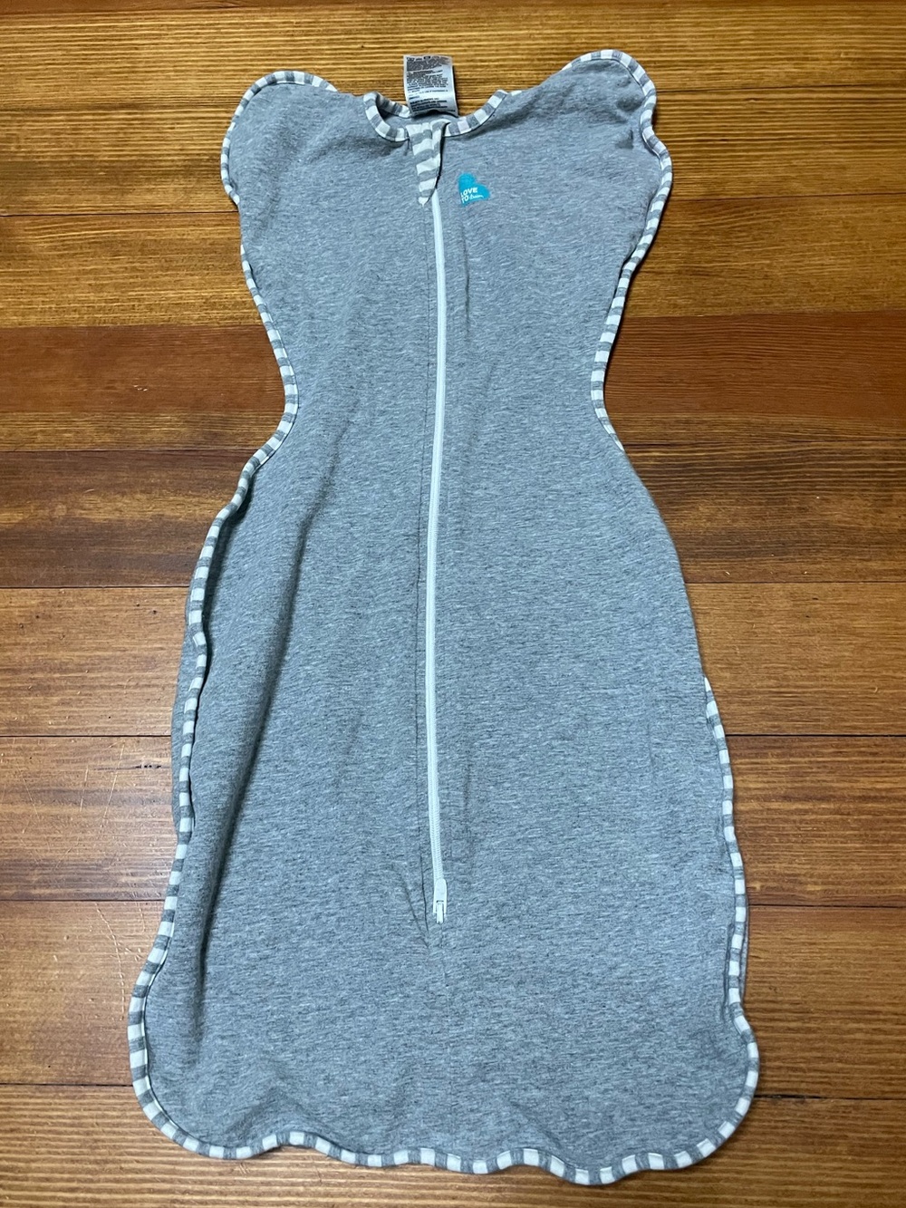 Love To Dream Gray Swaddle Up Sleep Sack Size Medium 8-13.5 lbs 1.0 TOG